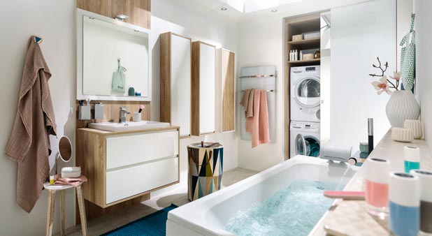 Une salle de bains qui combine rangements et buanderie Petite Buanderie inspiration