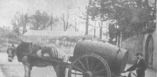 photo d'un porteur d'eau au XIXe siècle