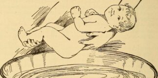 gravure ancienne : un bébé sur le poids d'être baigné dans un baquet