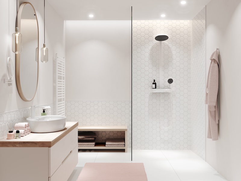 Salle de bains aux murs blancs avec de la robinetterie blanche.